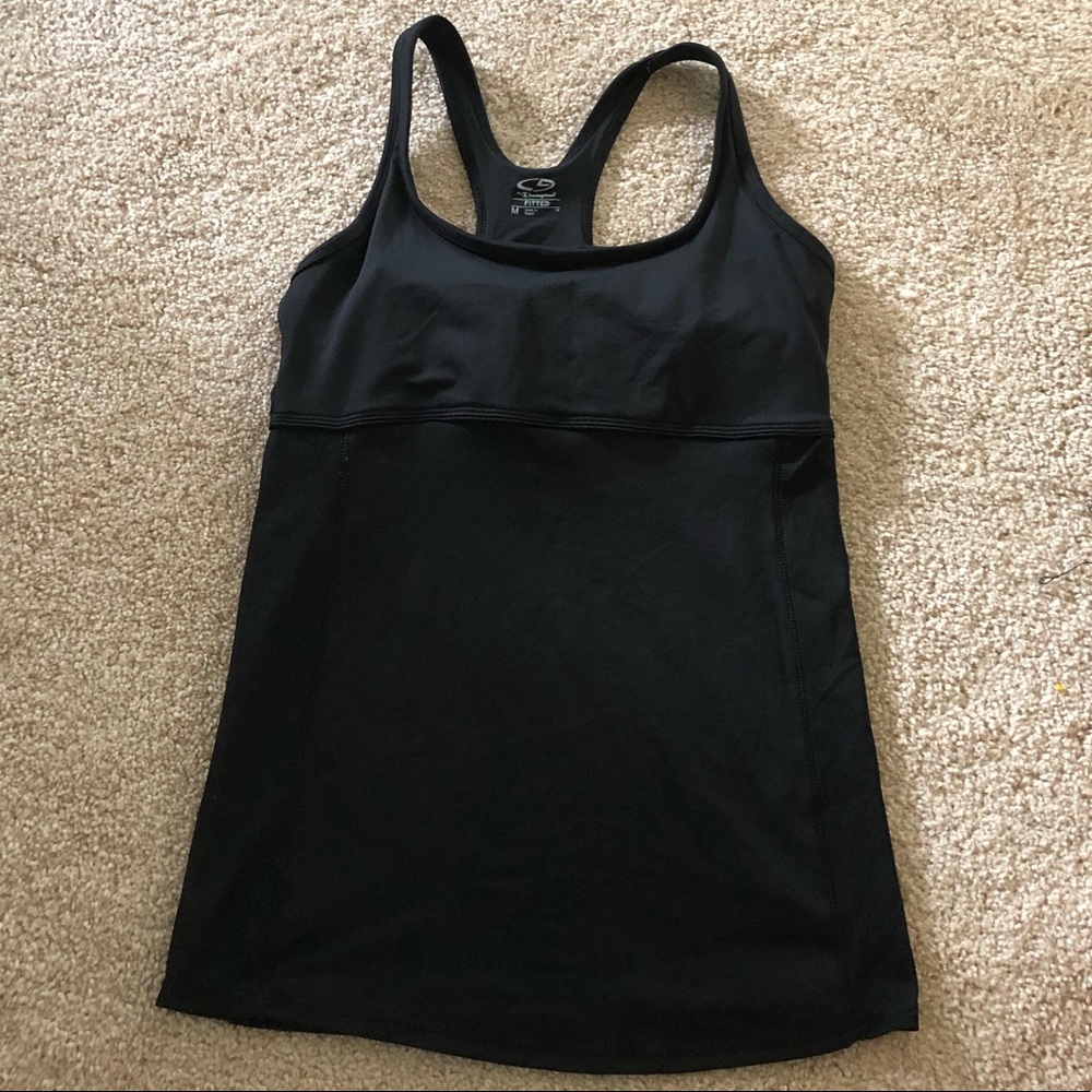 LAST CALL🌺 Fitted black Champion workout tank w/ bra